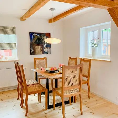 Cozy In The Mecklenburg District *